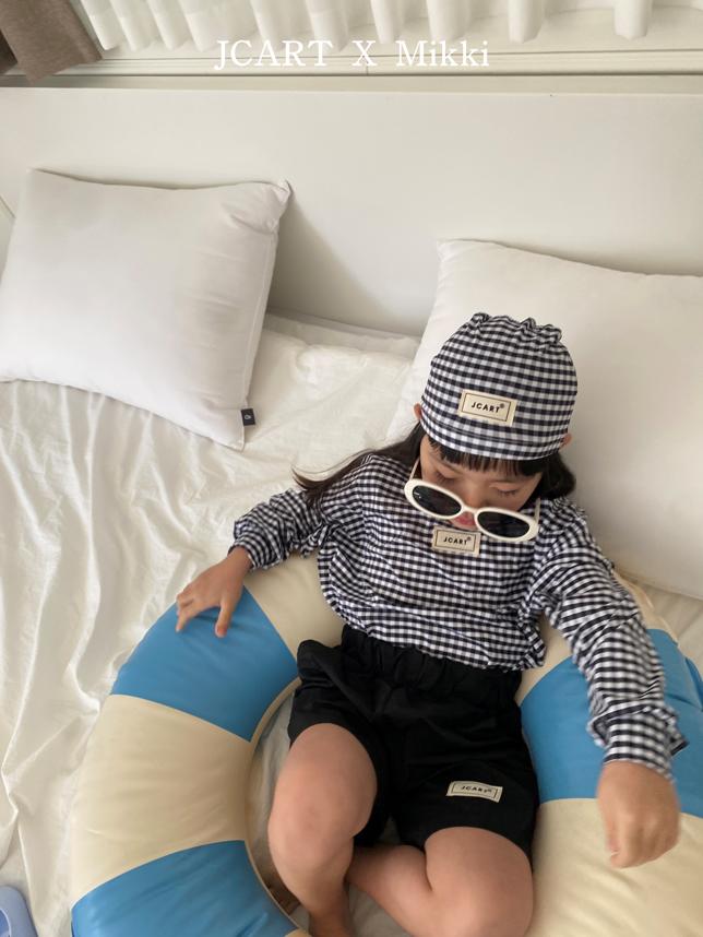 [KIDS] Candy Pop Rash Guard (Cap Not Included)