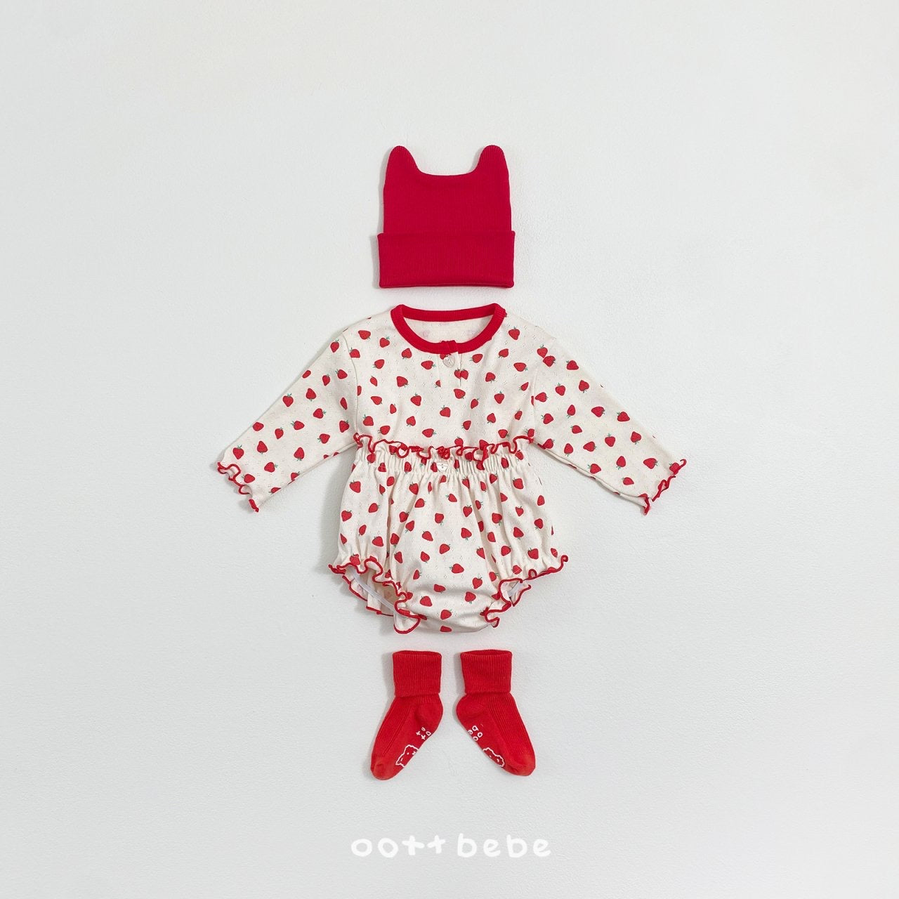 [BABY] Strawberry Sand Bloomer Set