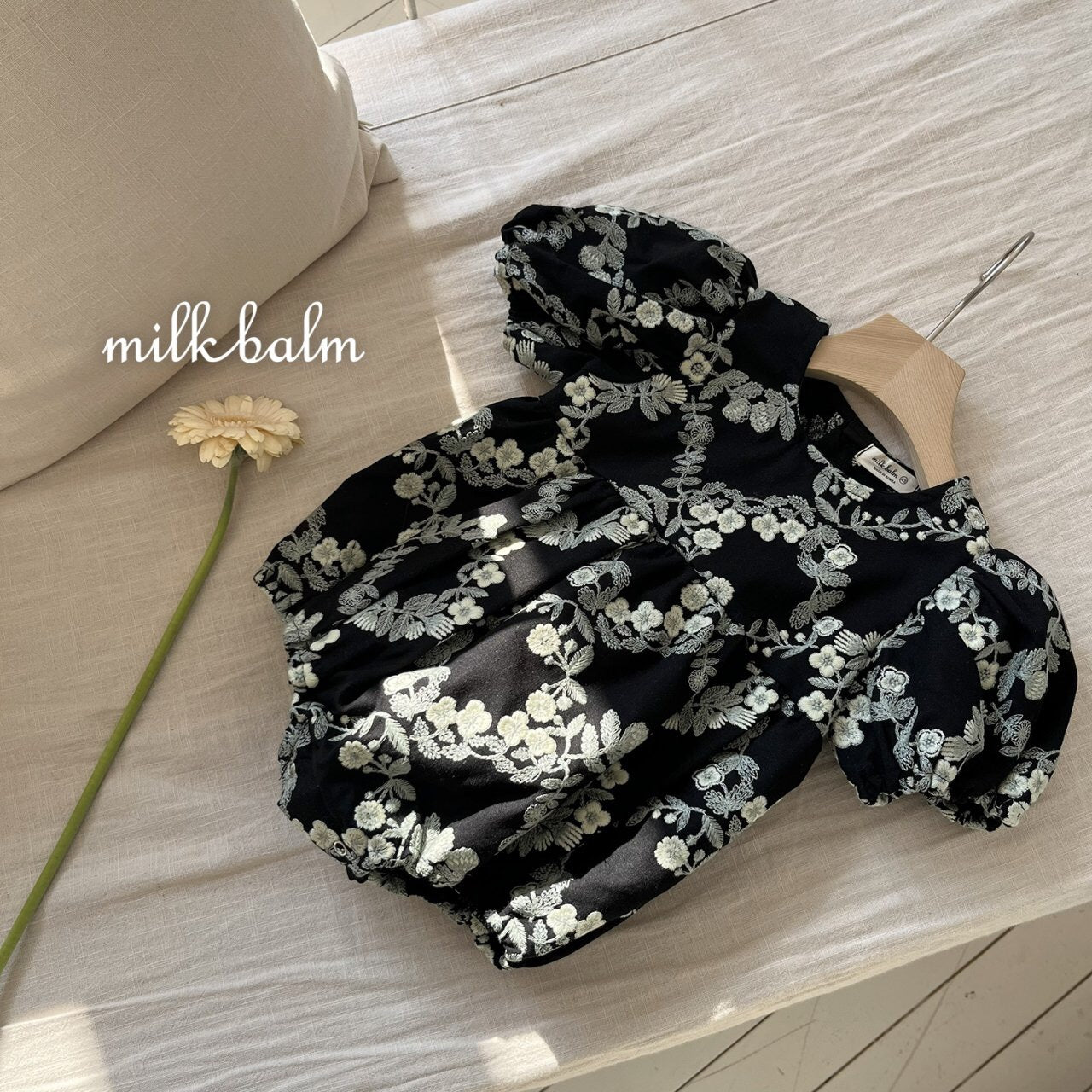 [BABY] Rosa Embroidered Bodysuits
