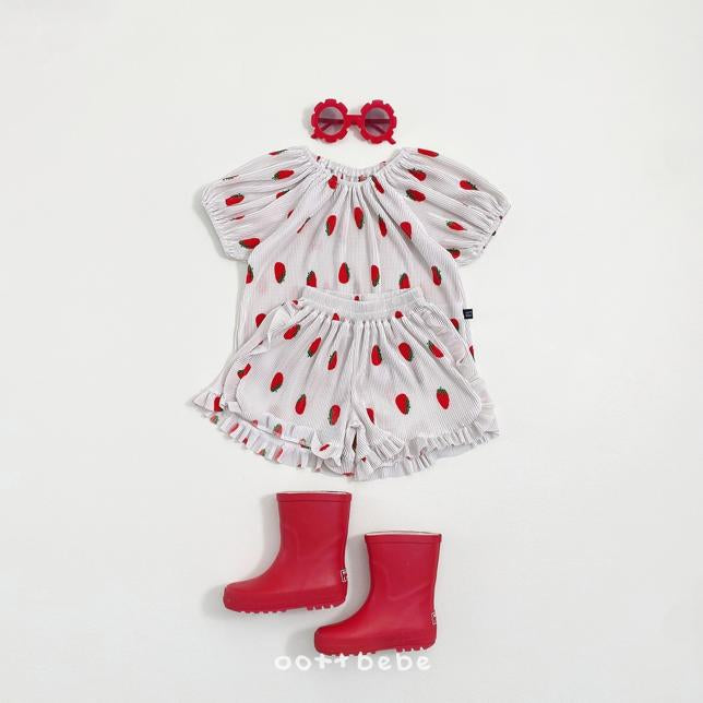 [BABY/KIDS] Strawberry Top & Bottom Set