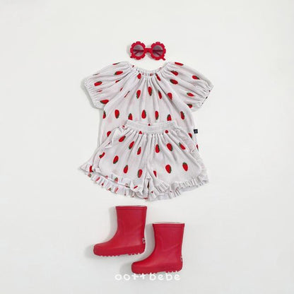 [BABY/KIDS] Strawberry Top & Bottom Set